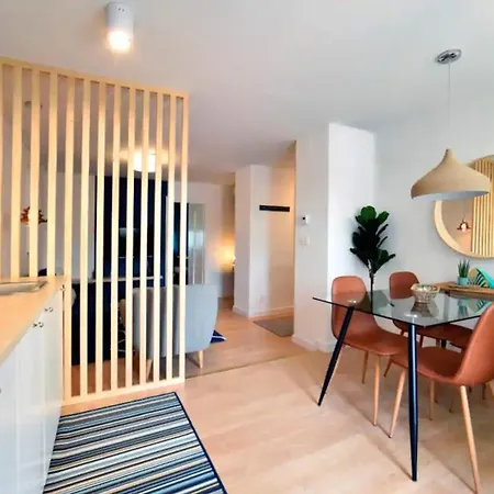 Svetlo Stanovanje Z Modernim Dizajnom Lejlighed Ljubljana